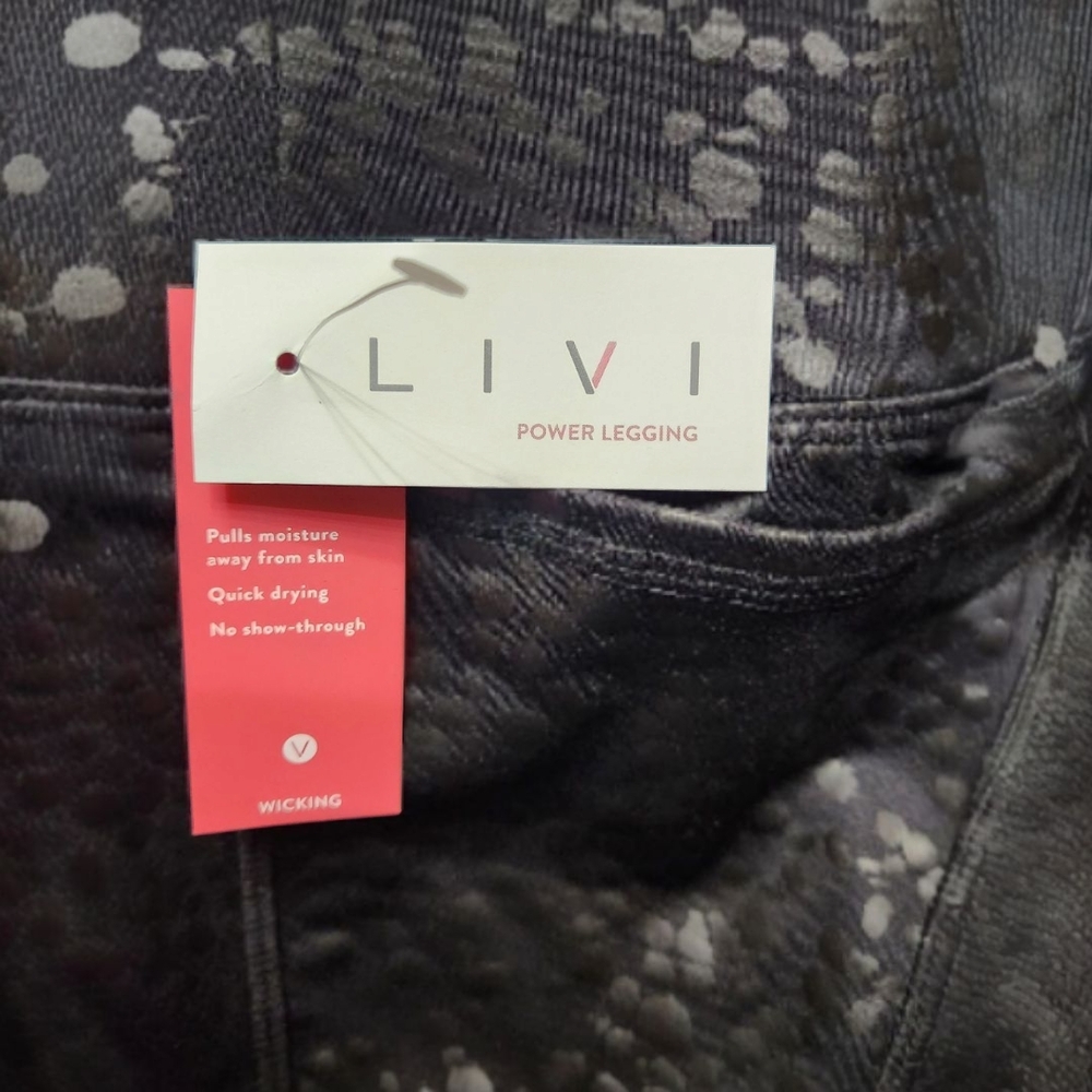 Livi Active Leather Look Leopard Print Leggings Size 26/28 - Picture 5 of 8